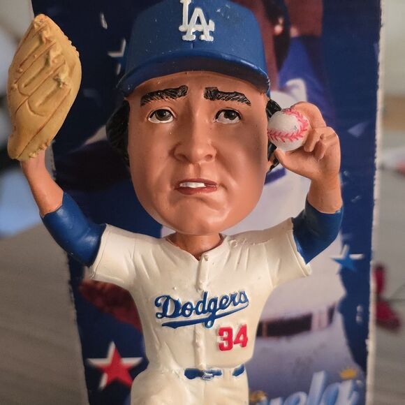 Los Angeles Dodgers 2006 Fernando Valenzuela Bobblehead - Picture 4 of 16